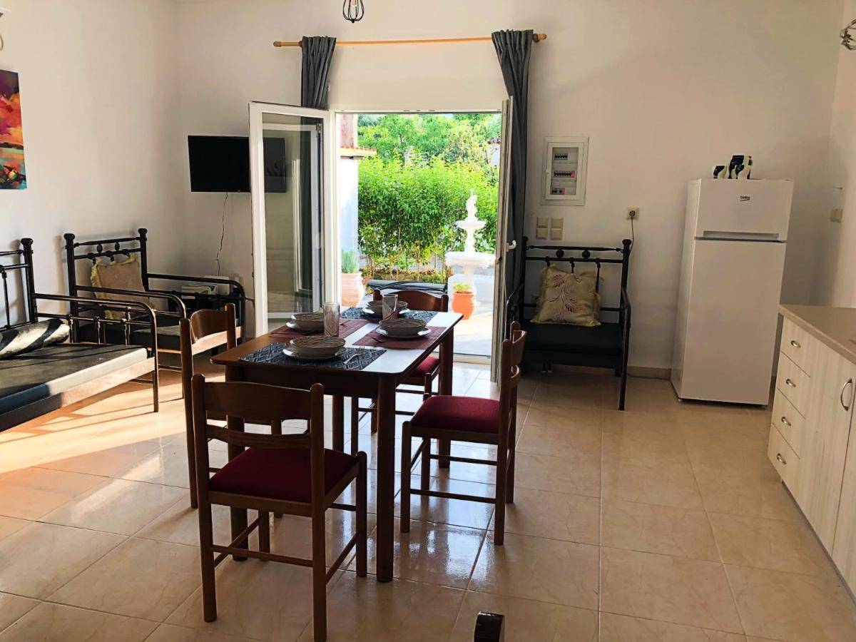Potami Appts Apartment Áno Yerakaríon Bagian luar foto